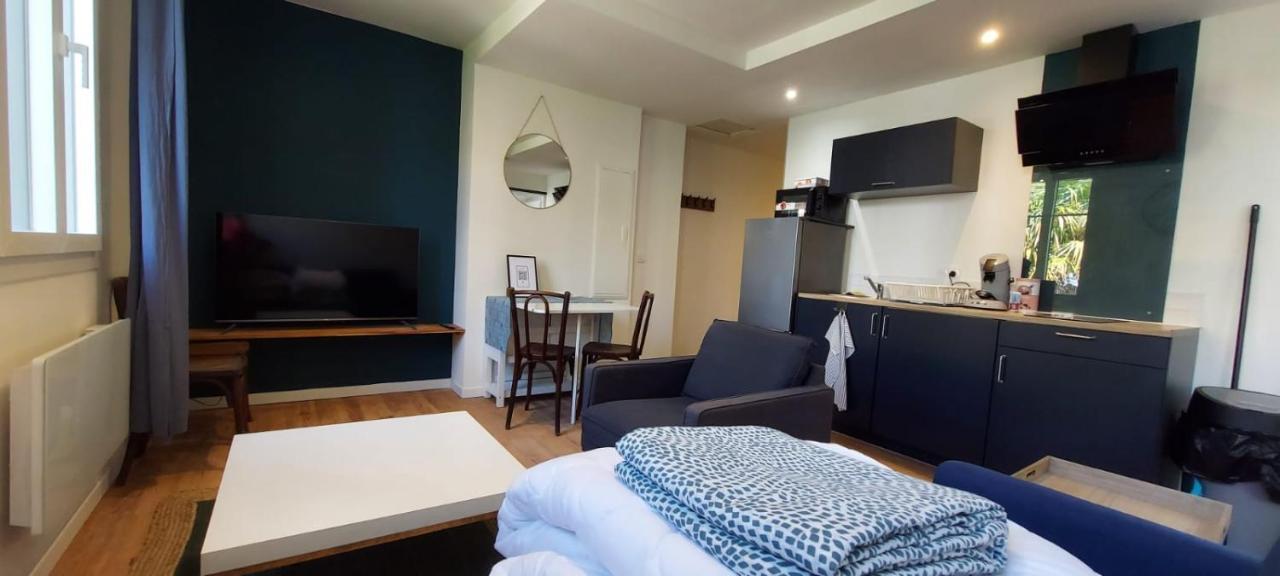 T2 Cosy Proche Gare Et Centre Ville - Parking Gratuit A Proximite Lourdes Exterior foto