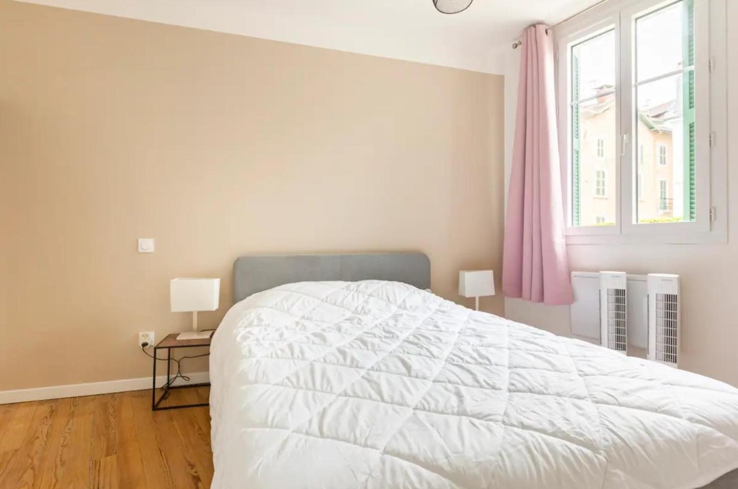 T2 Cosy Proche Gare Et Centre Ville - Parking Gratuit A Proximite Lourdes Exterior foto